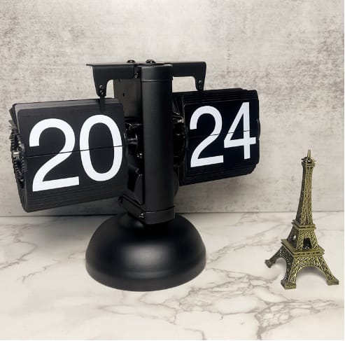 Flip Digital Clock Small Scale Table Clock Retro Flip Clock